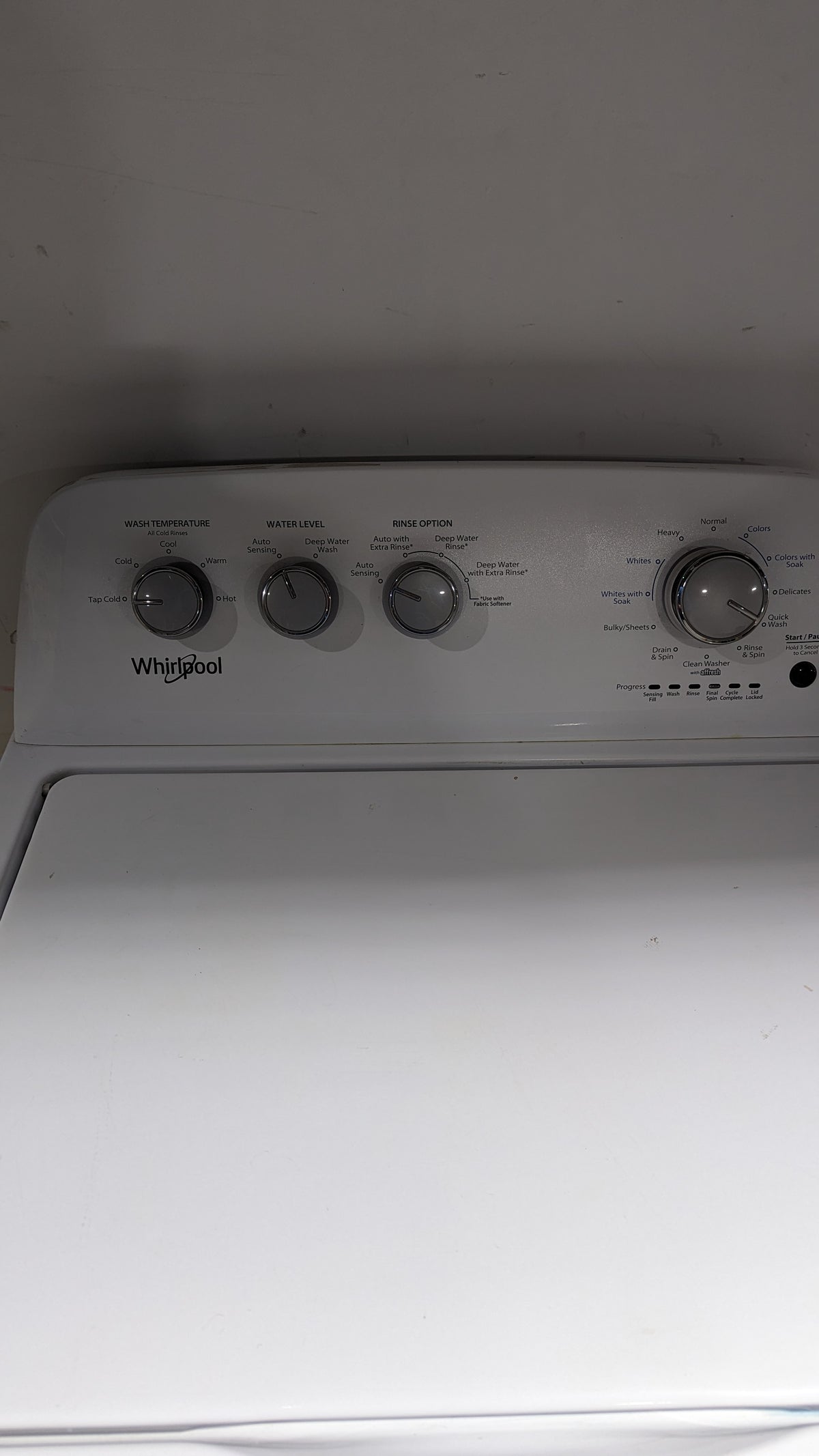 27"W Whirlpool Top-Loading Washing Machine