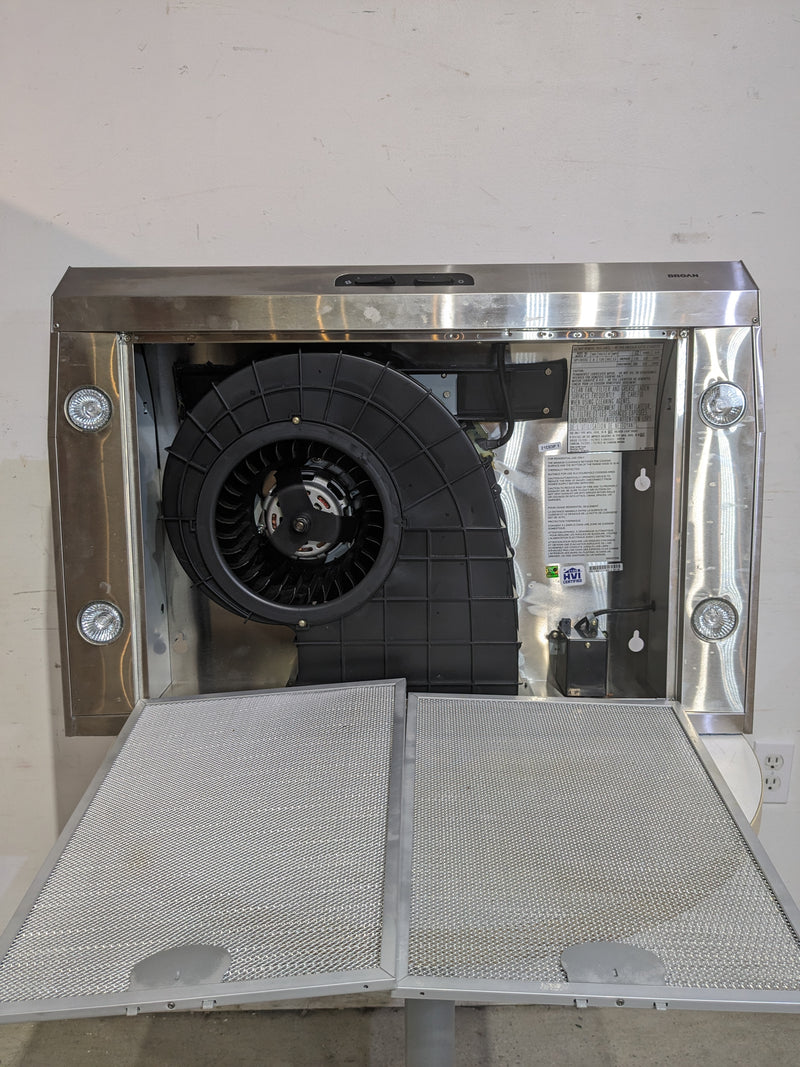 BROAN Range Hood Mo. QP130SSC