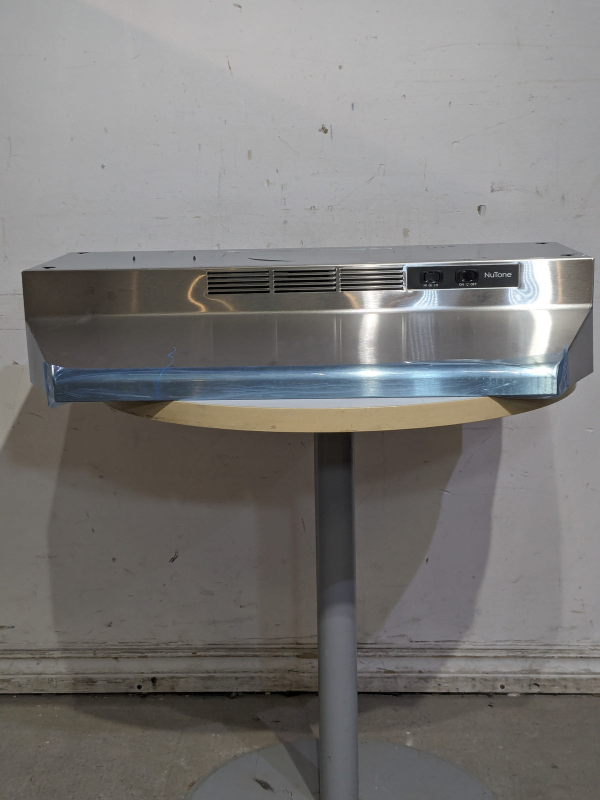 NuTone 30 in Range Hood