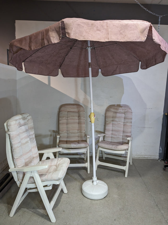 Patio Set with Umbrella