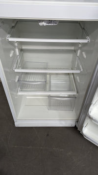 FRIGIDAIRE 30"W White Refrigerator