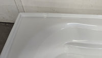 Akoma Technofrom White Acrylic 60 x 30-in Bathtub with Right Drain