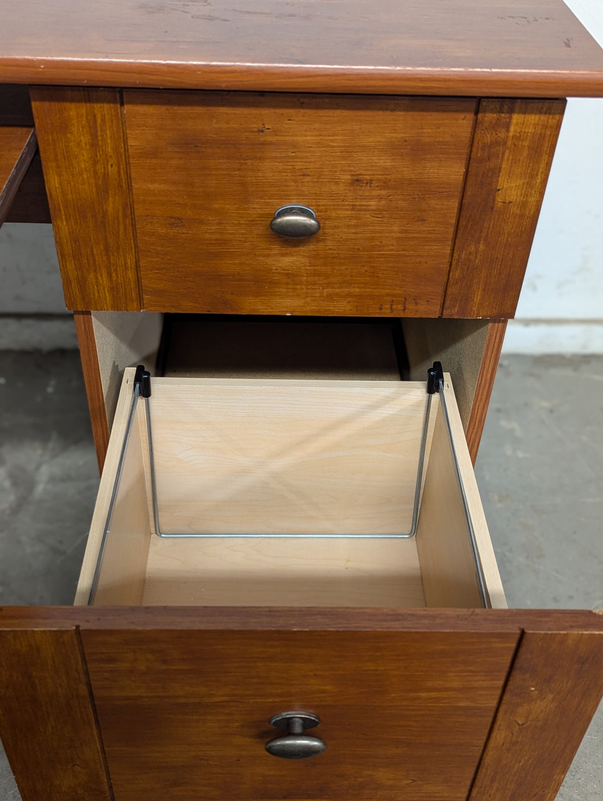 SAUDER SELECT Computer Desk in Brushed Maple