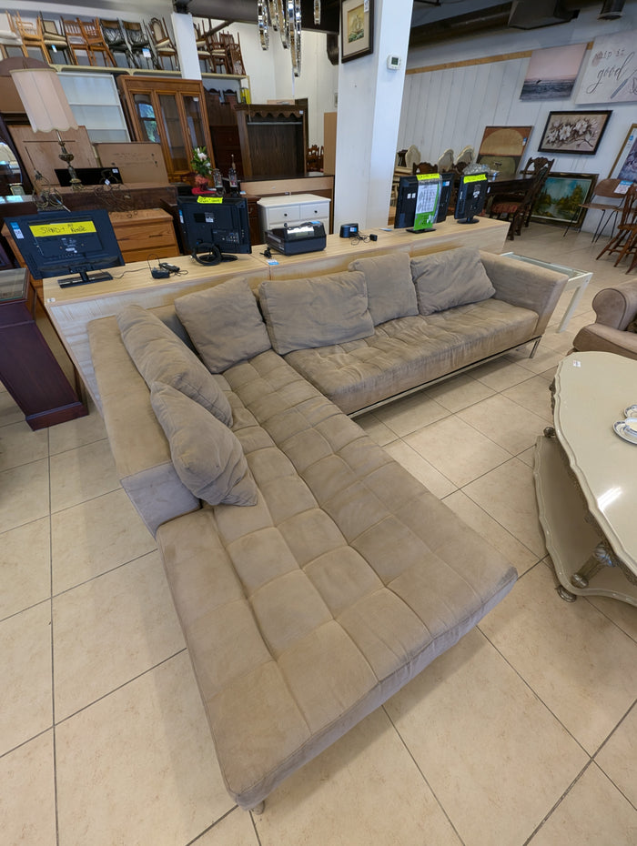 Corner 2P Sectional