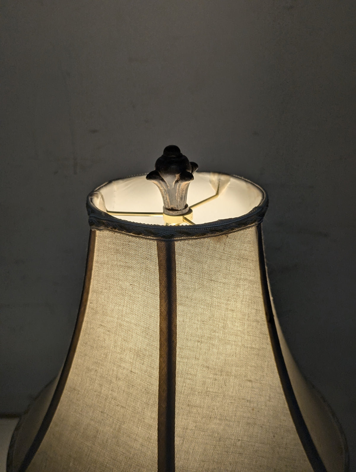 Mid-Century Style Table Lamp