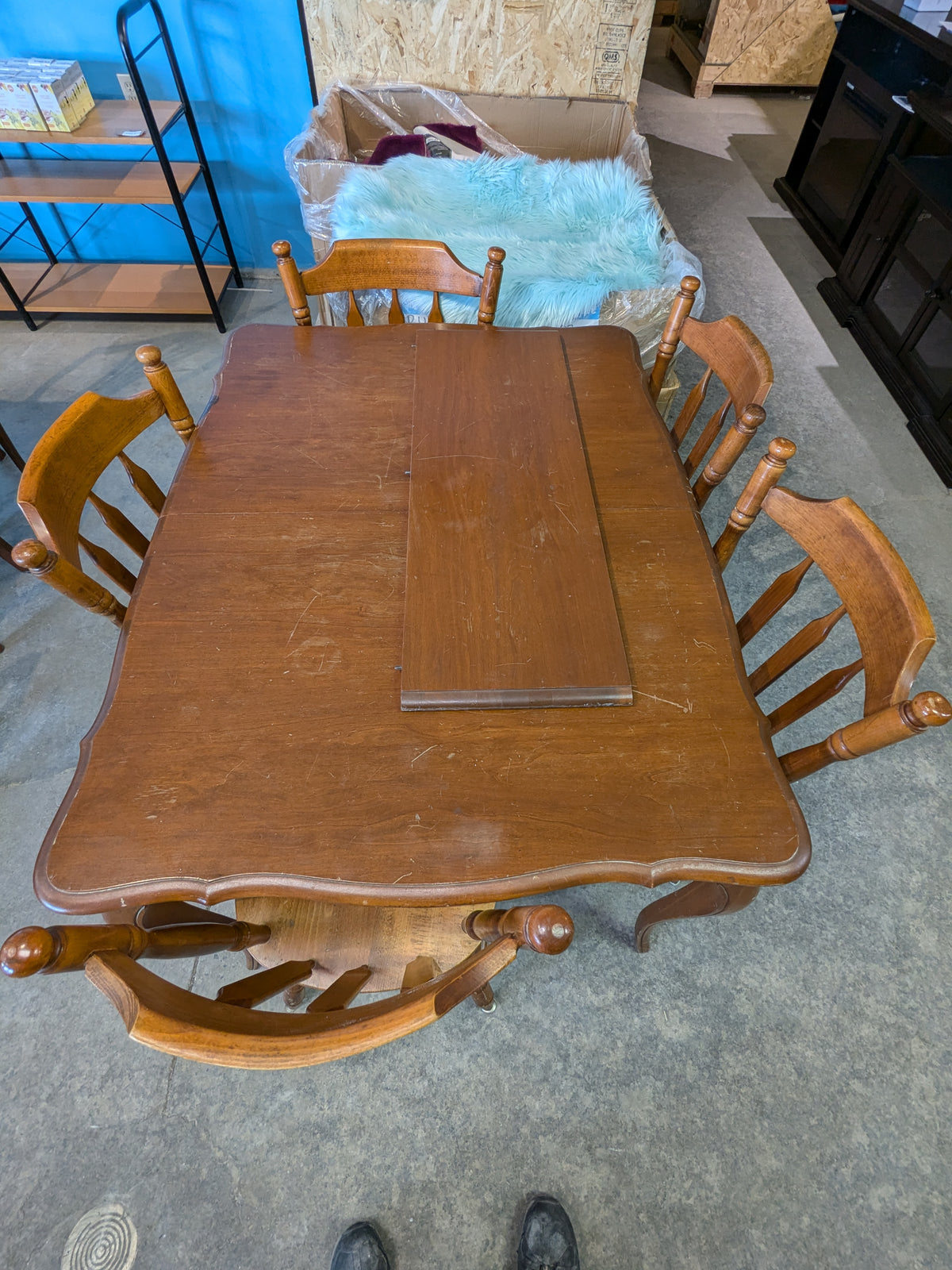 Kitchen Table With 6 Chairs