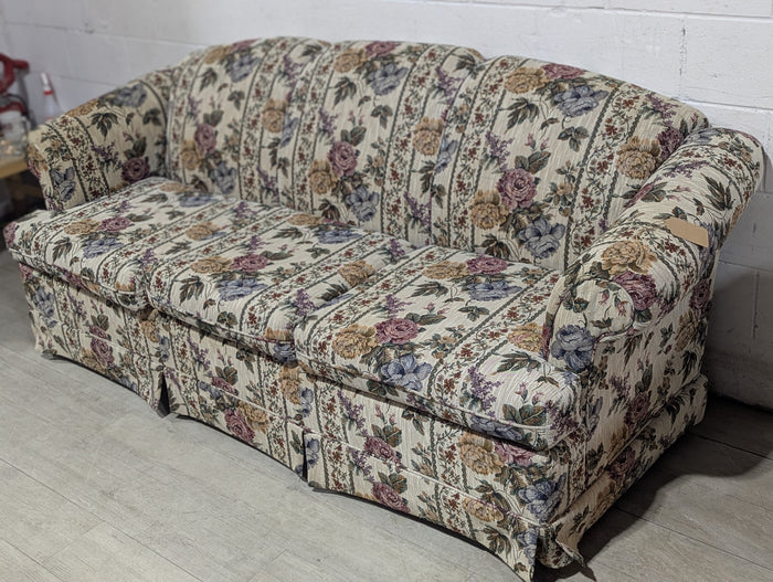 85"W Vintage 3-Seat Floral Sofa