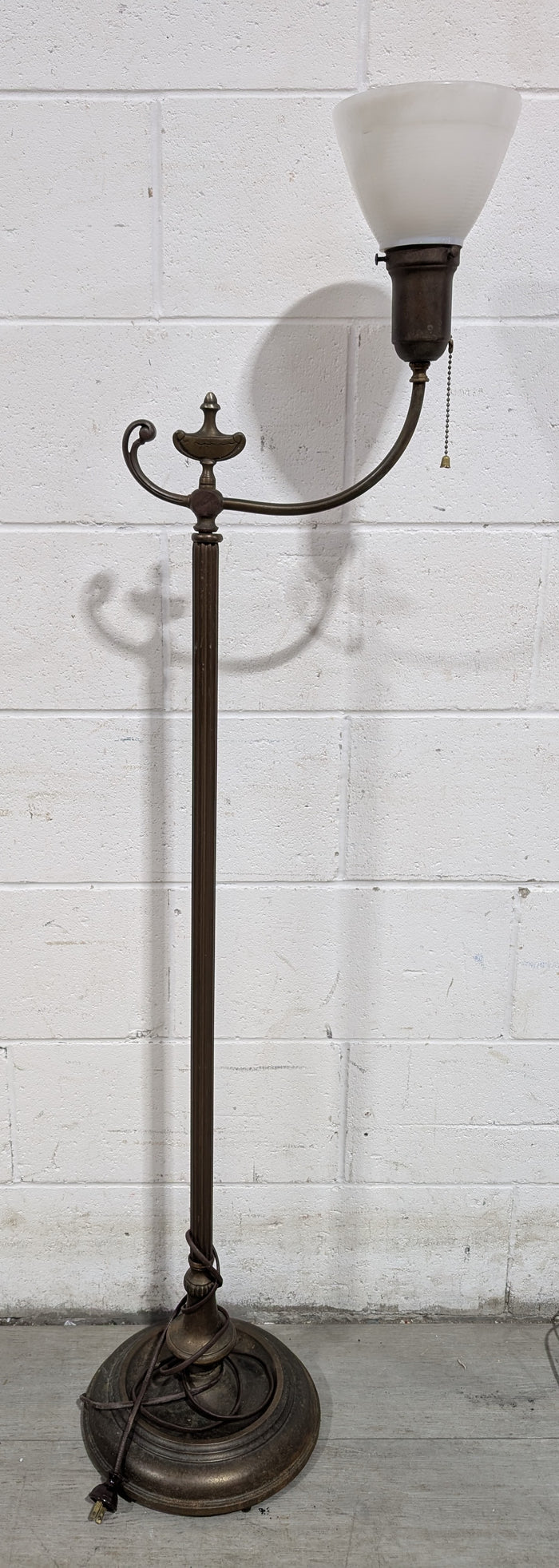 Accqus Floor lamp