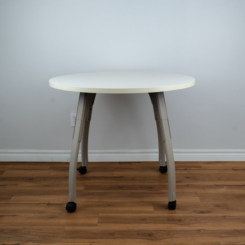 Round Table w/Wheels - White 42”W x 29”H