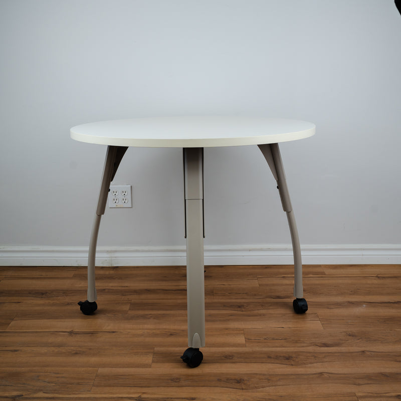 Round Table w/Wheels - White 42”W x 29”H