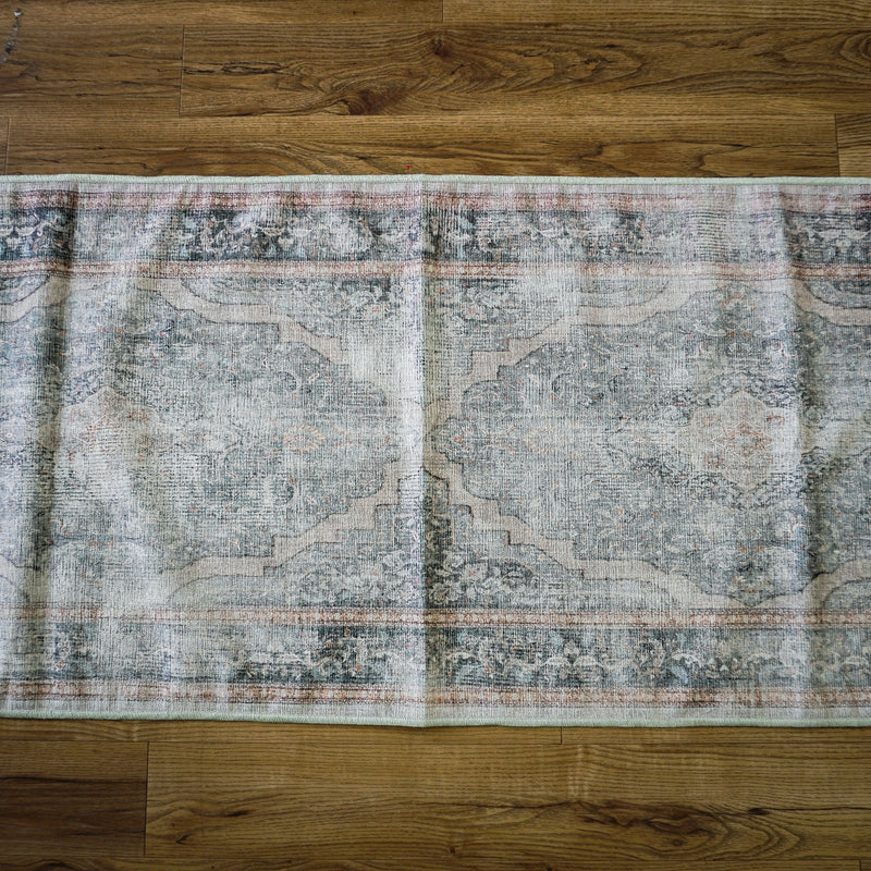 2x7-ft Vintage Floral Runner Rug