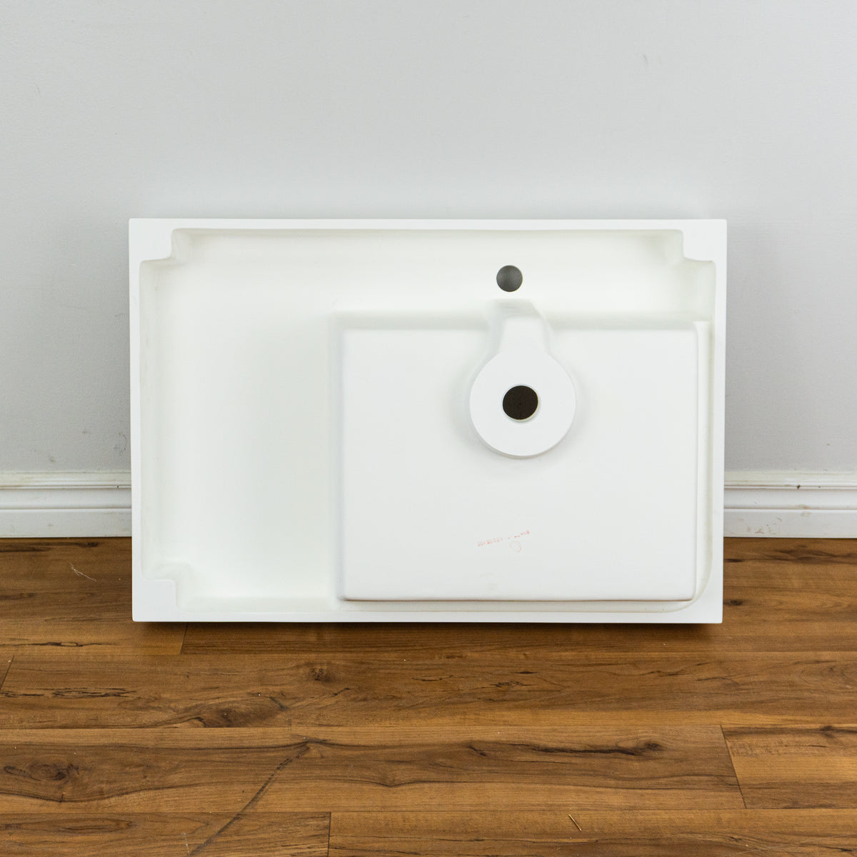 32-inch Porcelain Left Side Drain Countertop Sink in White