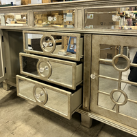 61" Mirrored Vanity