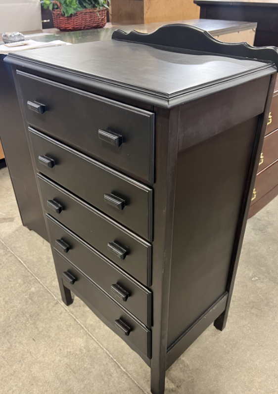 15" W Dresser