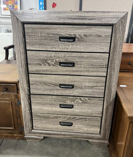 Dario 5-Drawer Dresser Chest