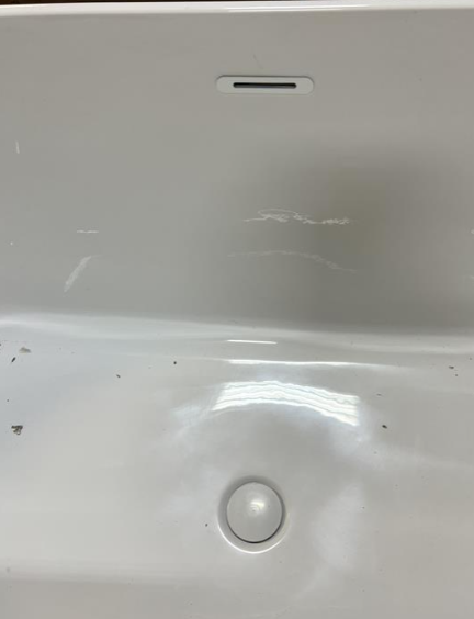 63" x 30" Freestanding Soaking Acrylic Bathtub