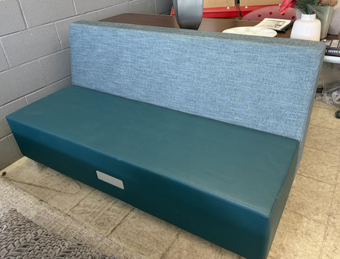 60" Banquet Seating Bench