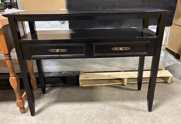 Entrance Table