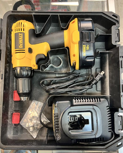 DeWalt 18V Cordless Compact Drill