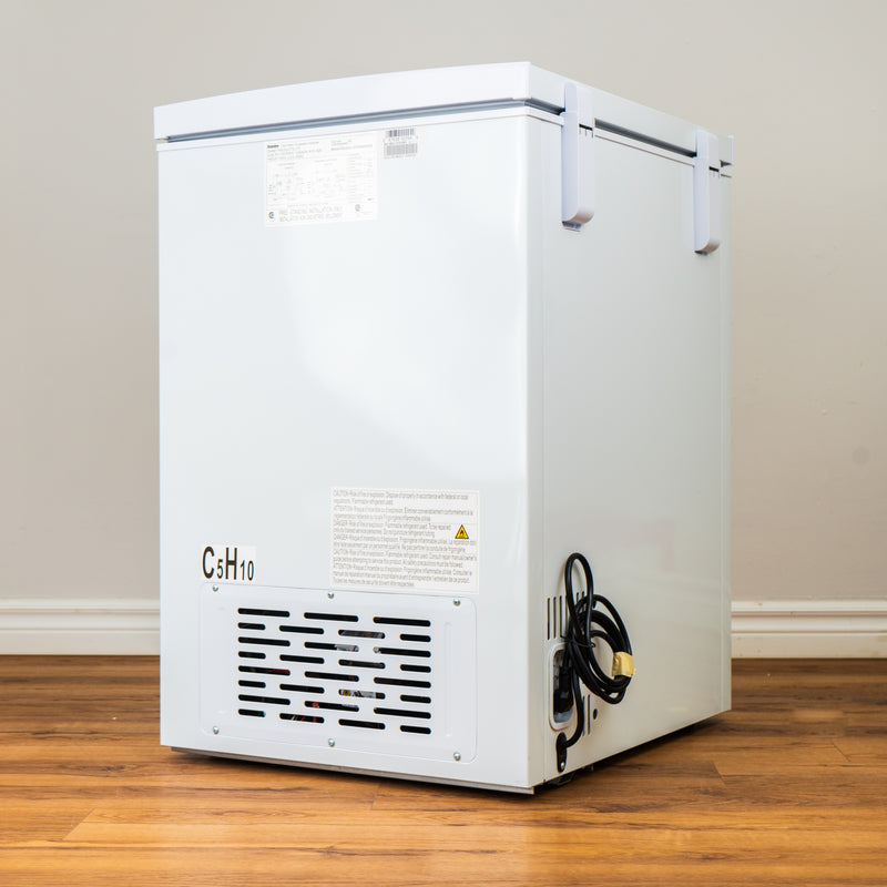 Square Chest Freezer - 5.0 Cu. Ft. - White