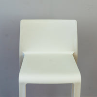 Stackable Stool with a Polypropylene Structure in White