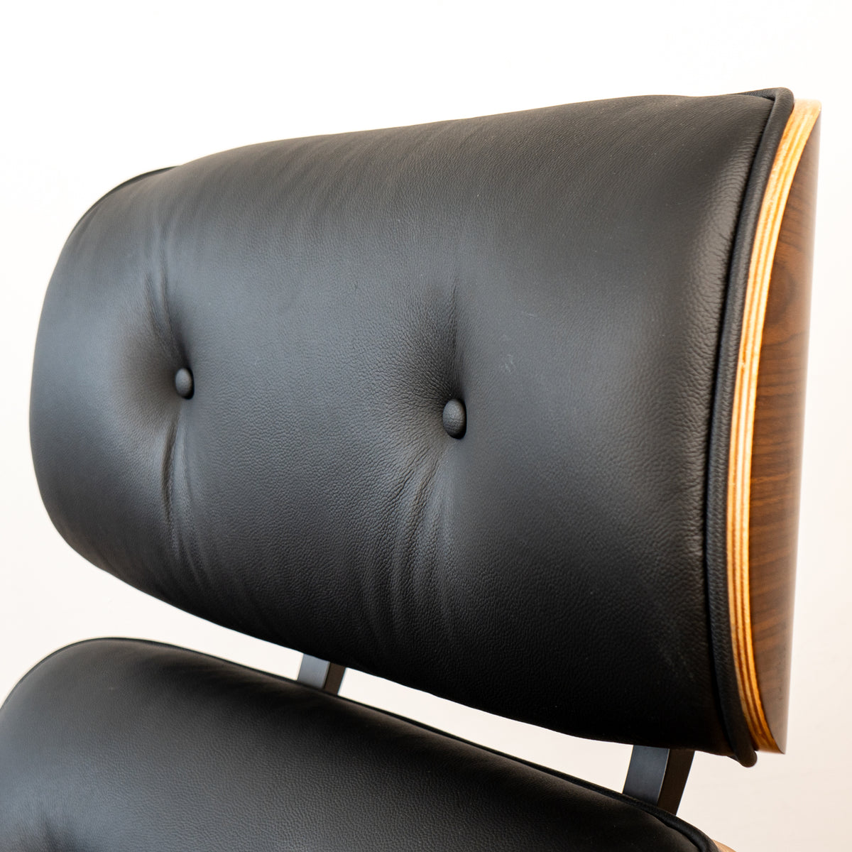 EARL Top Grain Leather Chair - Black/Wood