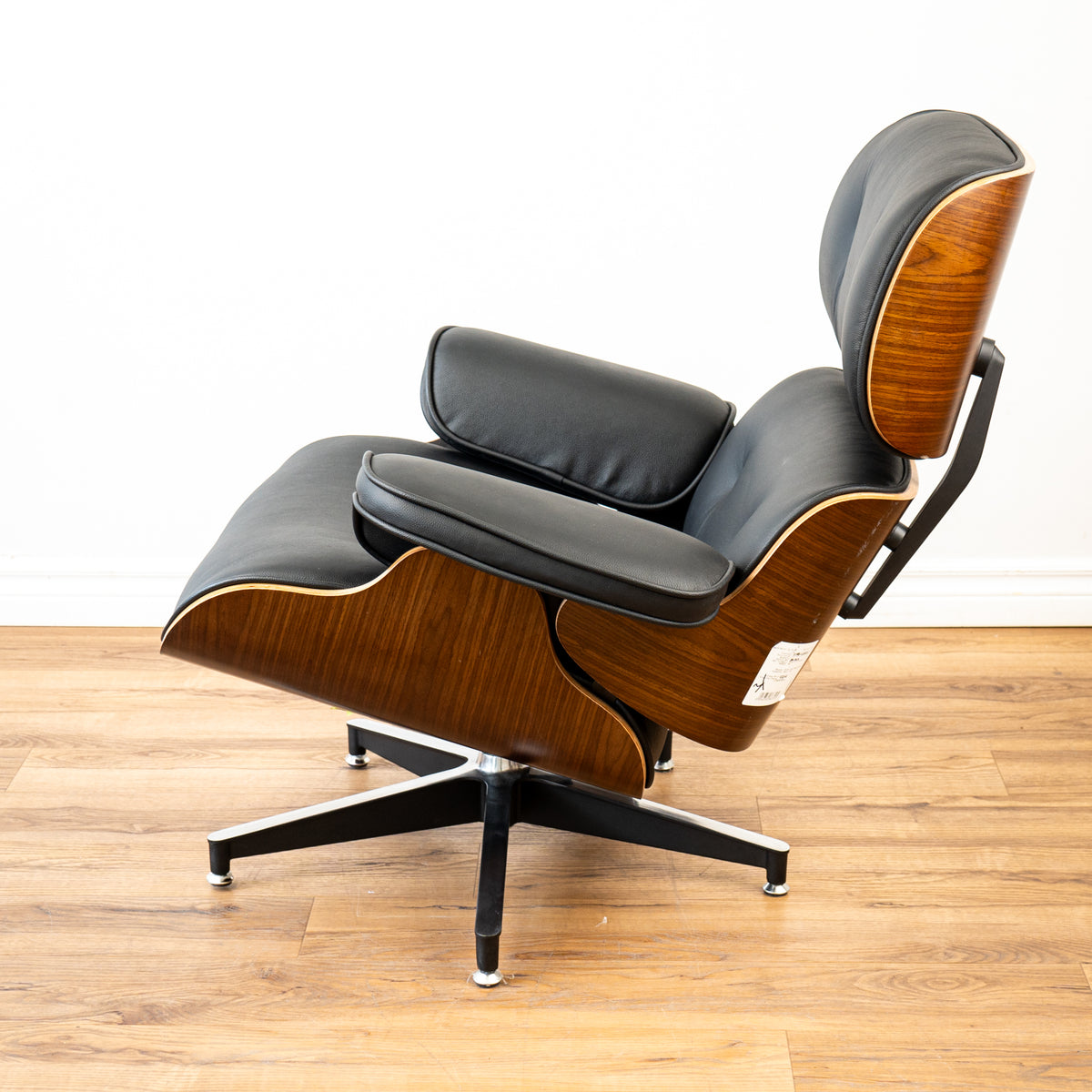 EARL Top Grain Leather Chair - Black/Wood