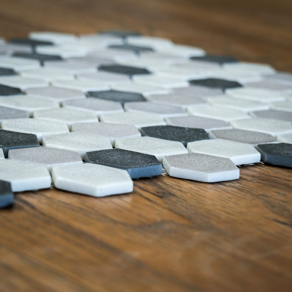 12" x 12" Onix Stoneblend Smoke Malla Mosaic Tiles – 5.63 sq. ft. (6 per box)