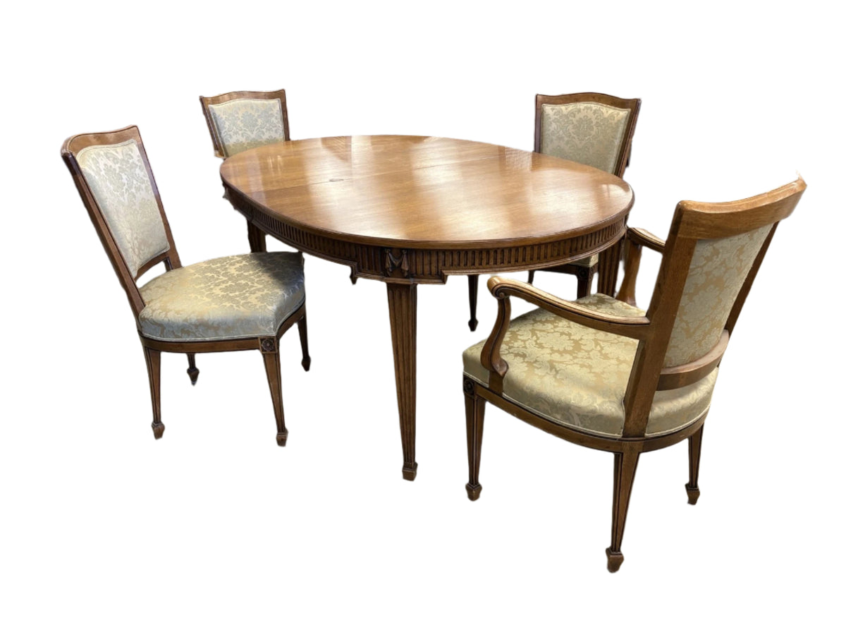 Vintage 3 Leaf Extensions Dining Table