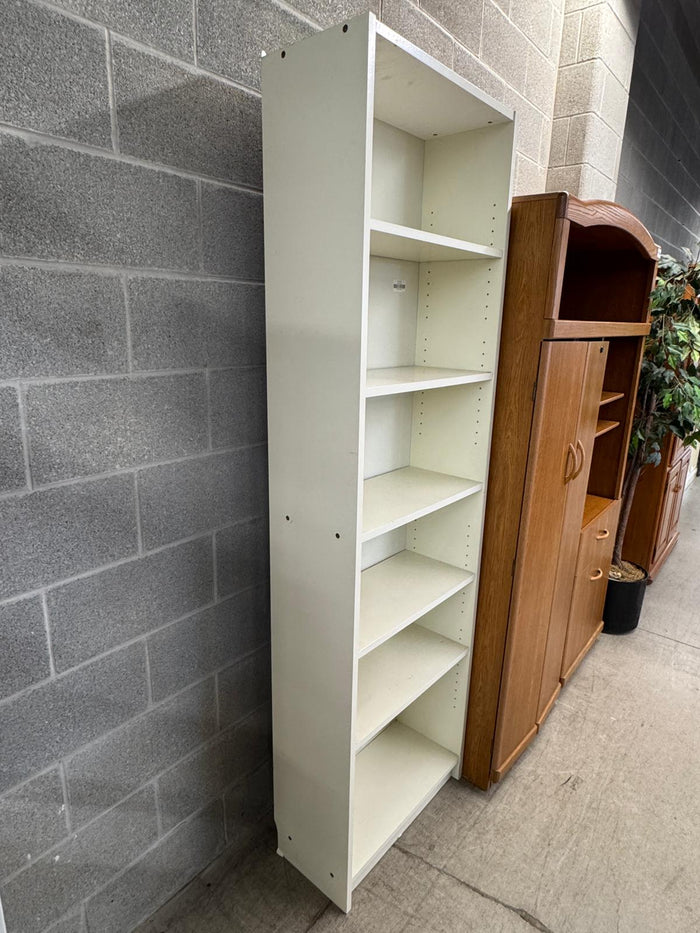 24"W White Bookshelf