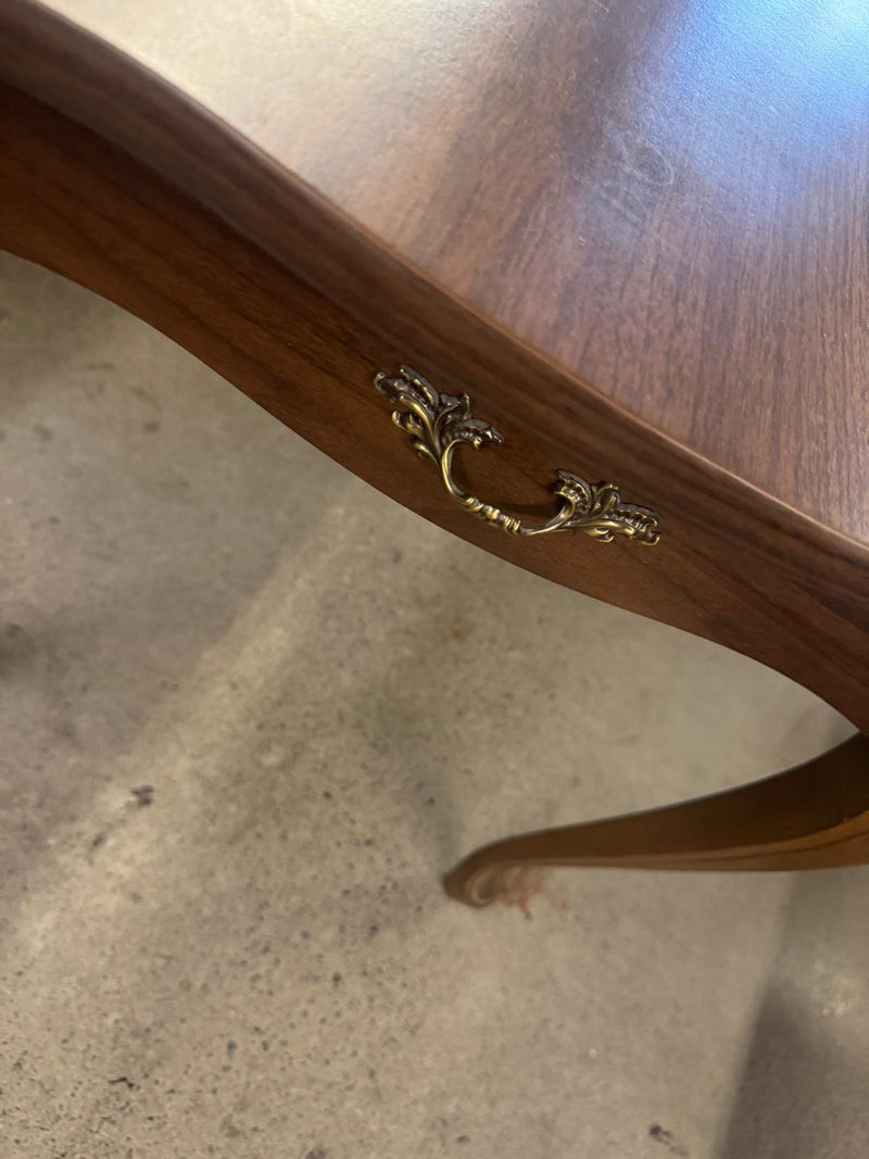 20"W Small Side table