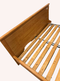 64.5"W Queen Size Wooden Bedframe