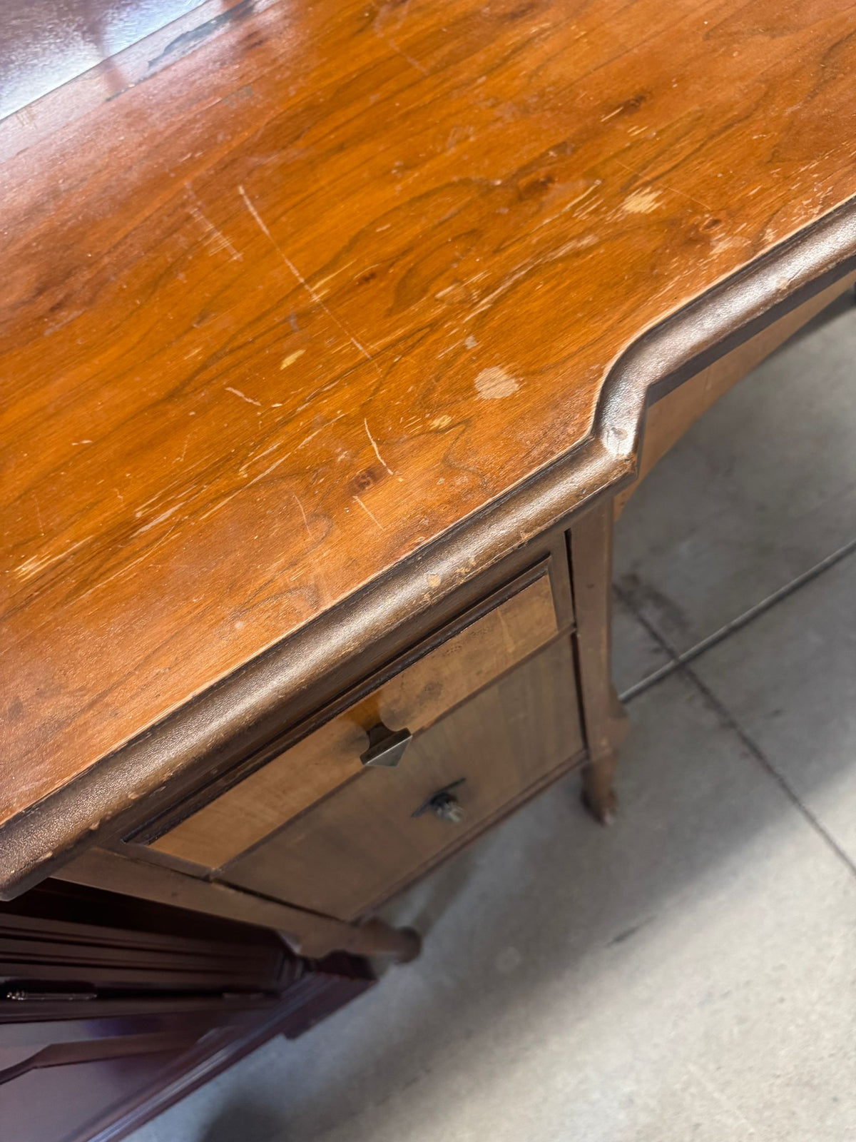 46"W Wooden Old Style Vanity