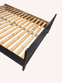 64"W Queen Size Wooden Bedframe
