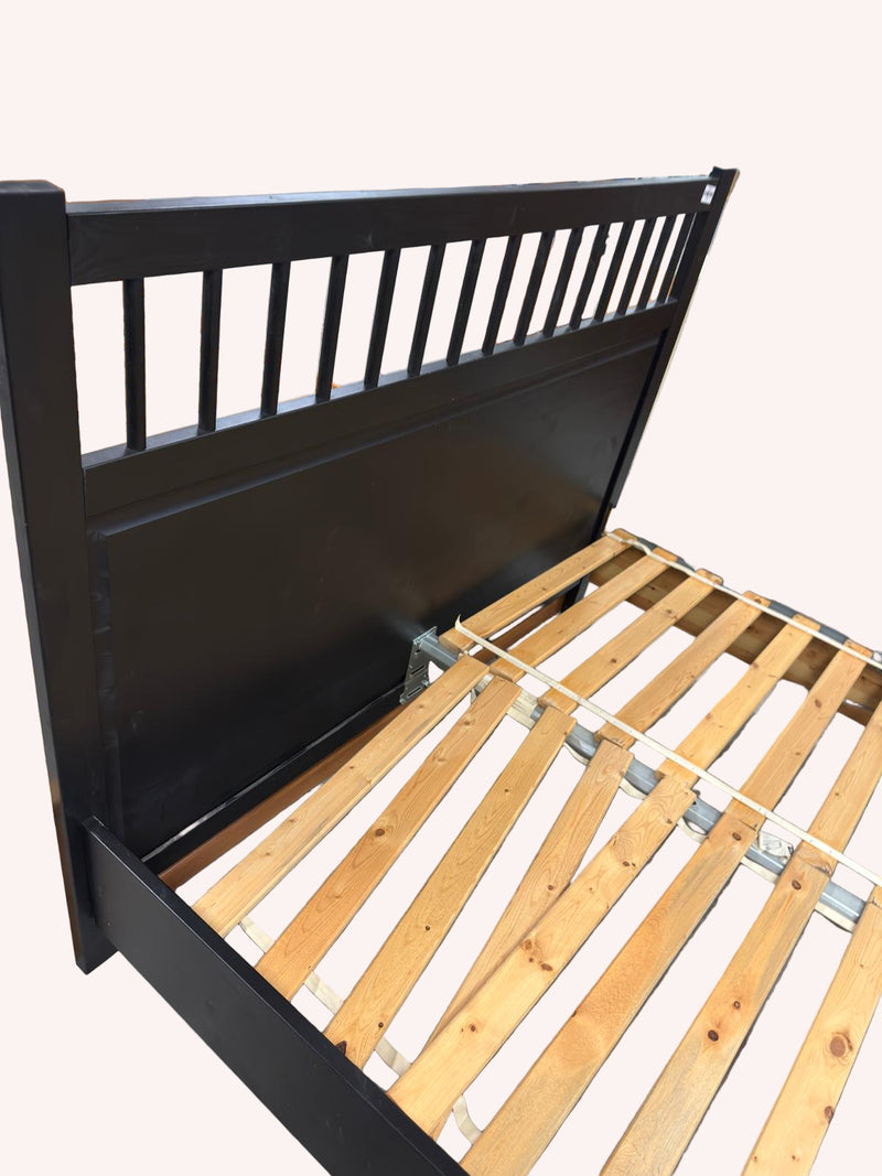 64"W Queen Size Wooden Bedframe