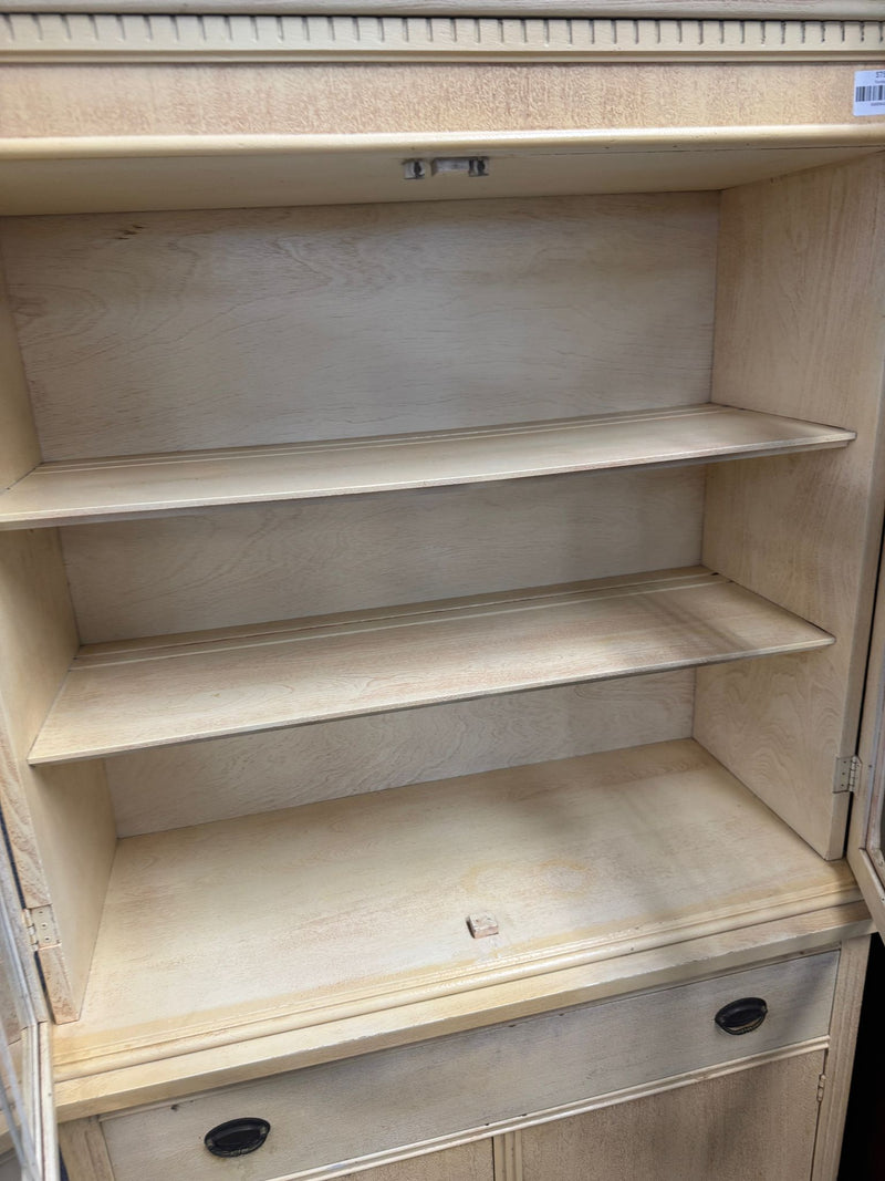 36"W Wooden Buffet/Hutch