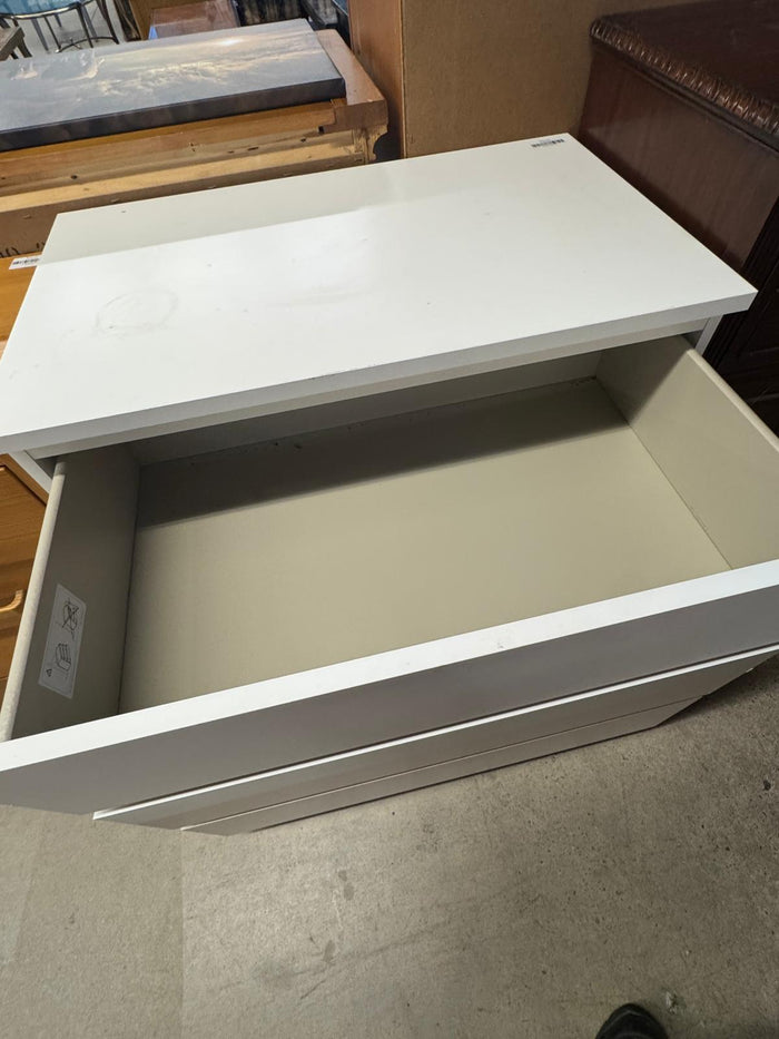 32"W 3-Drawer White Dresser