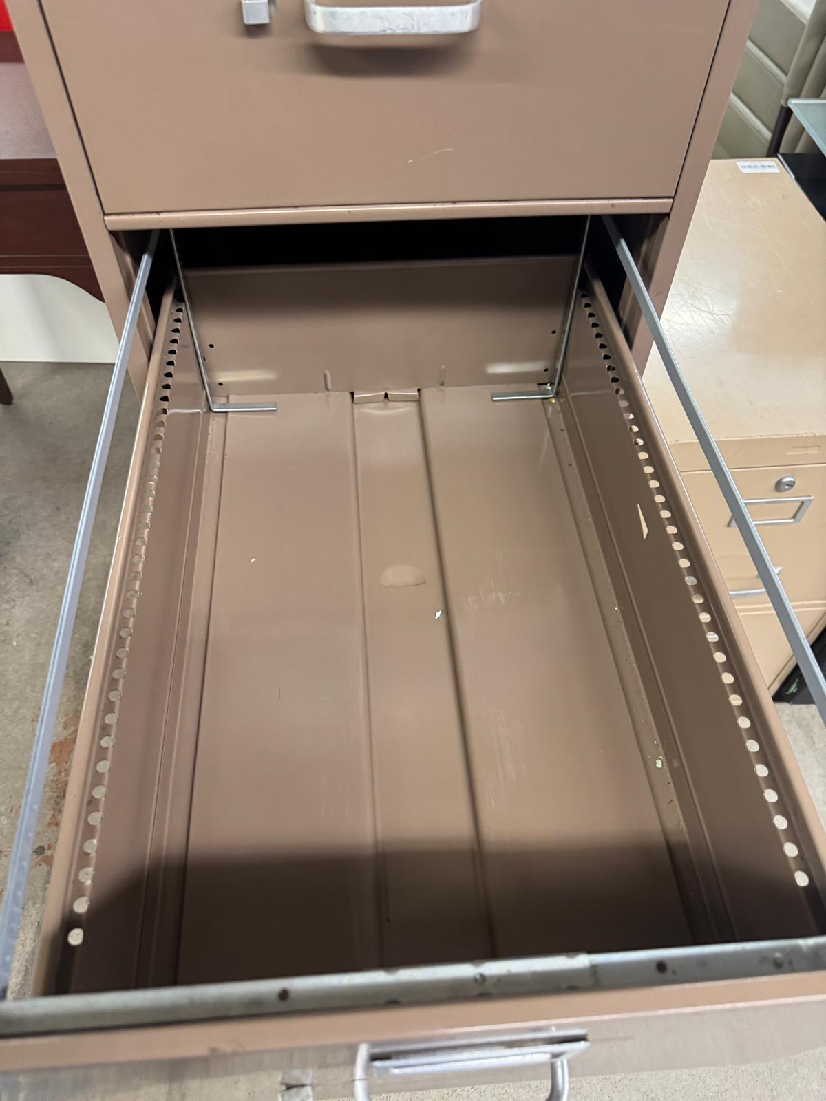 18"W Filling Cabinet