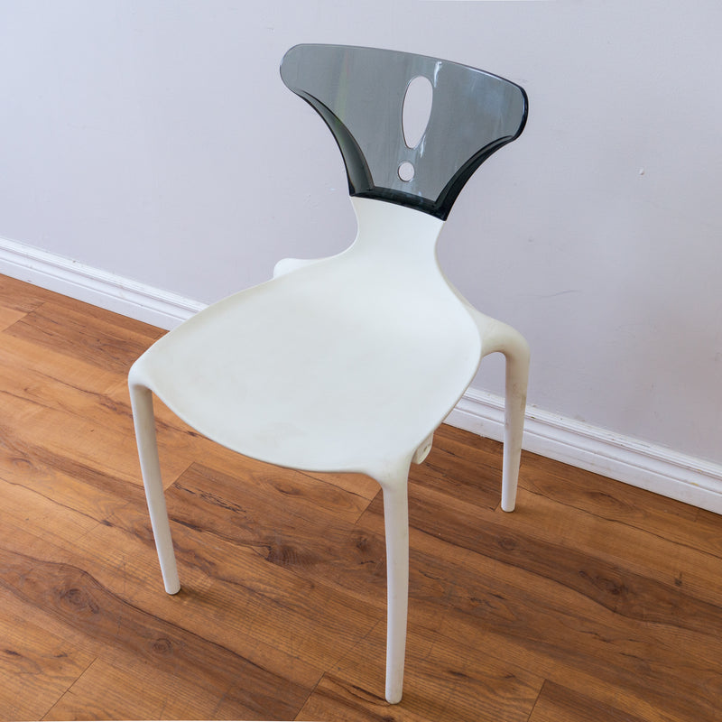 White Owen Chair with Smoke-coloured, Clear Acrylic Back Rest