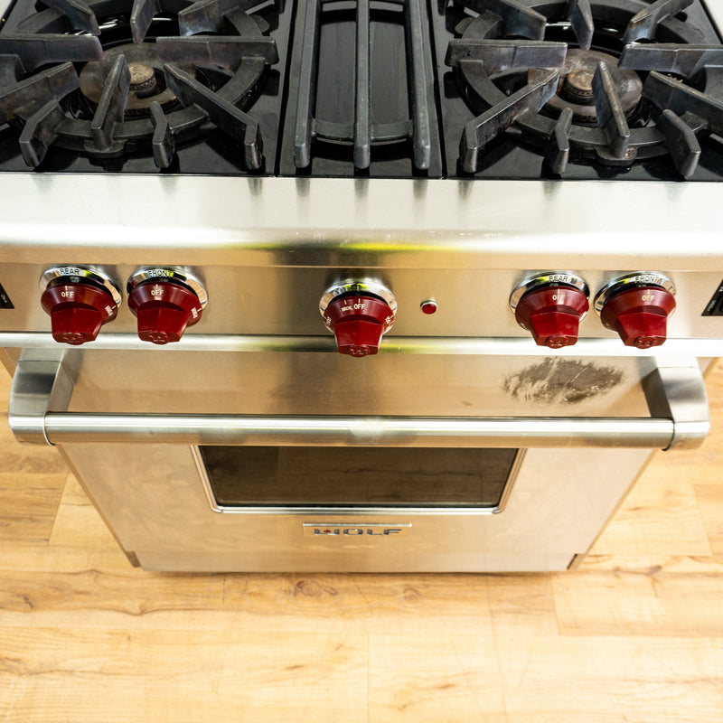 30 Inch Pro-Style Gas Range with 4 Burners: Stainless Steel, Natural Gas