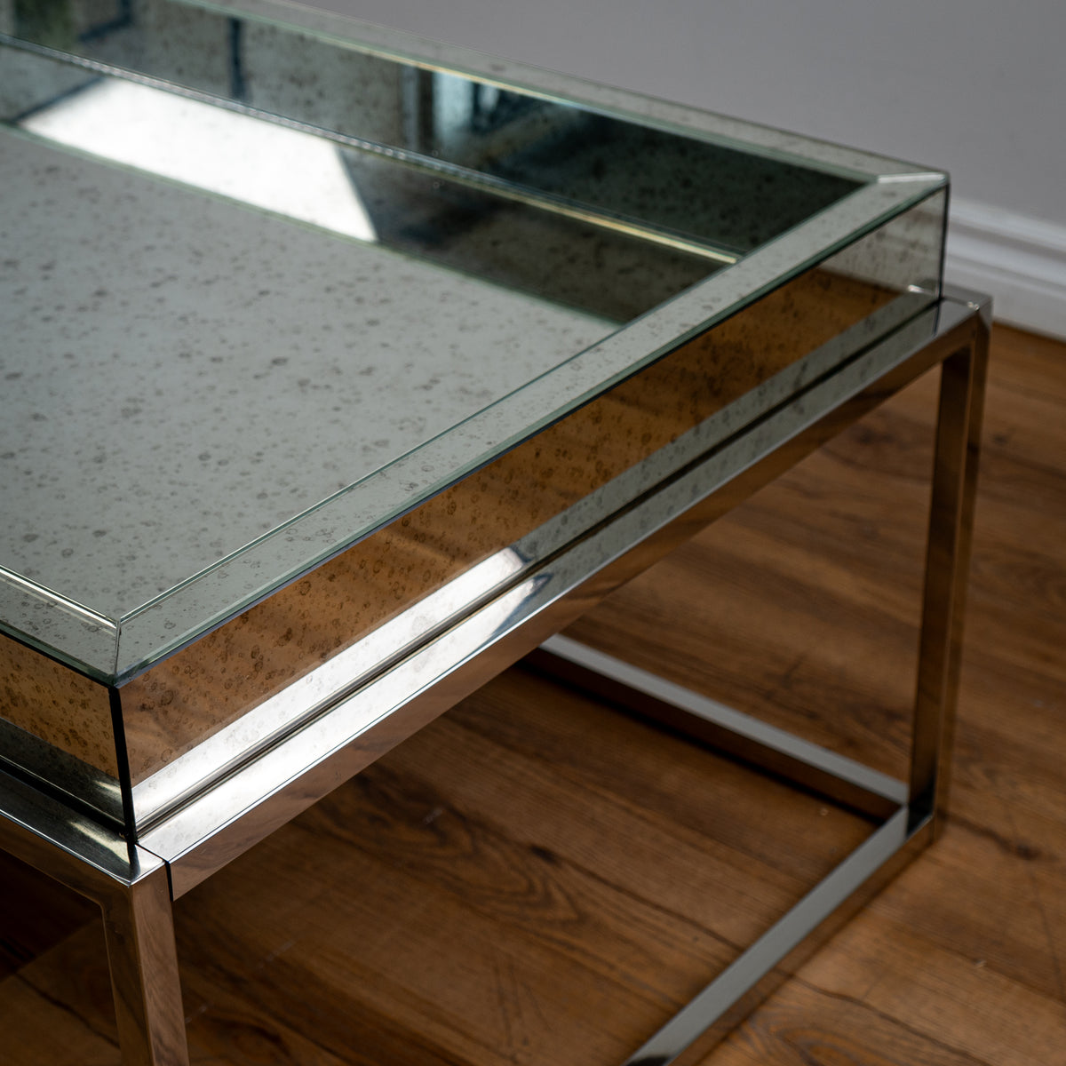 Luxe Coffee Table 48-inch Wide