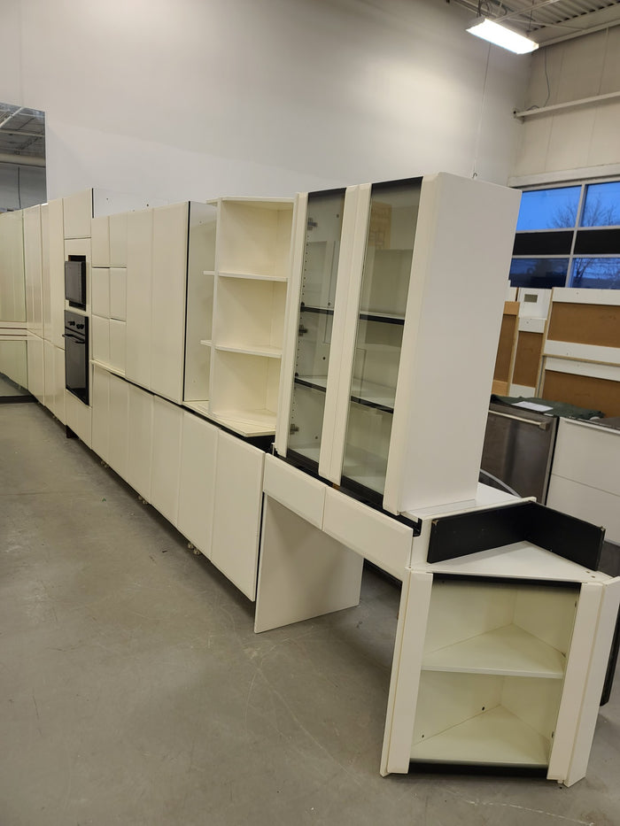 30 Piece White Kitchen Cabinet Set