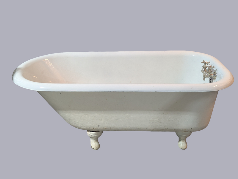 Cast Iron Clawfoot White Bath Tub