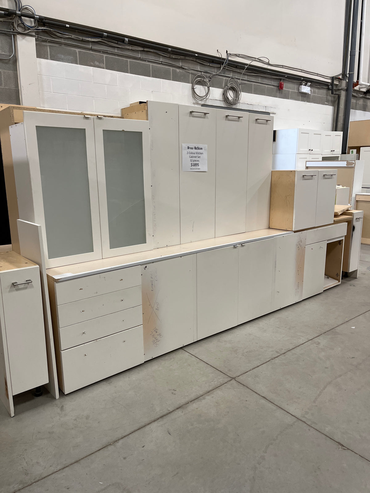 2-Colour Kitchen Cabinet Set