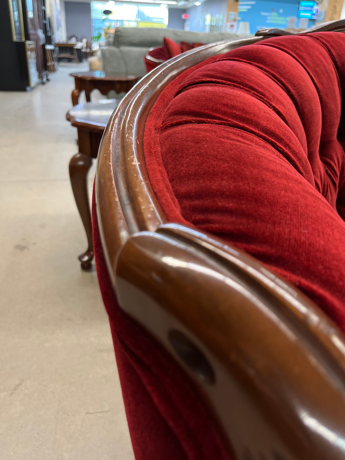 36"W French Provincial Arm Chair