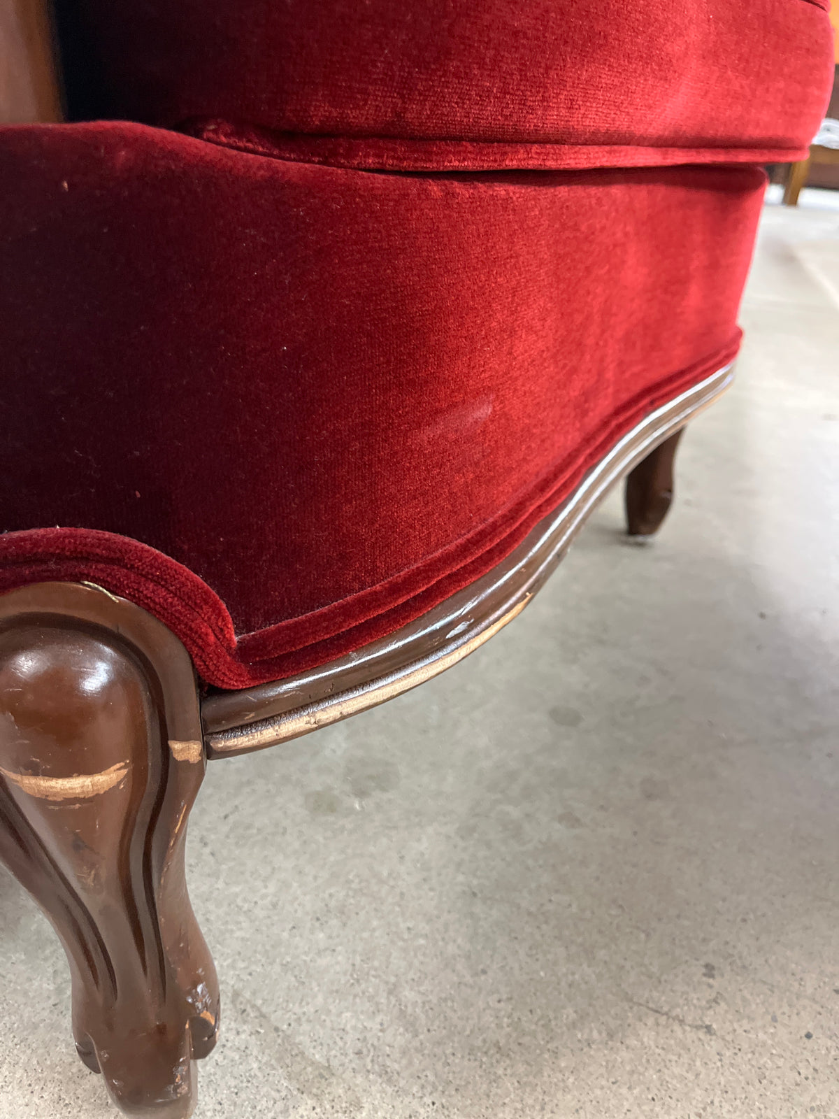 36"W French Provincial Arm Chair