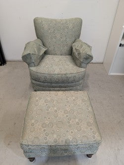 Barrymore Arm Chair With Ottoman