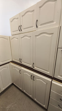 12 White Cabinet Kitchen Set