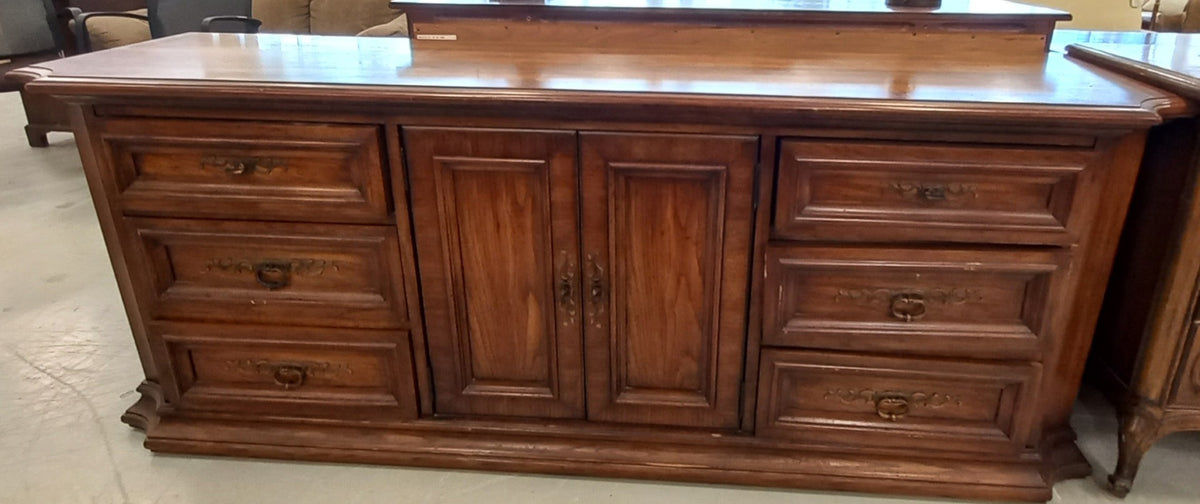 Tudor Style Dresser with 6 Drawers