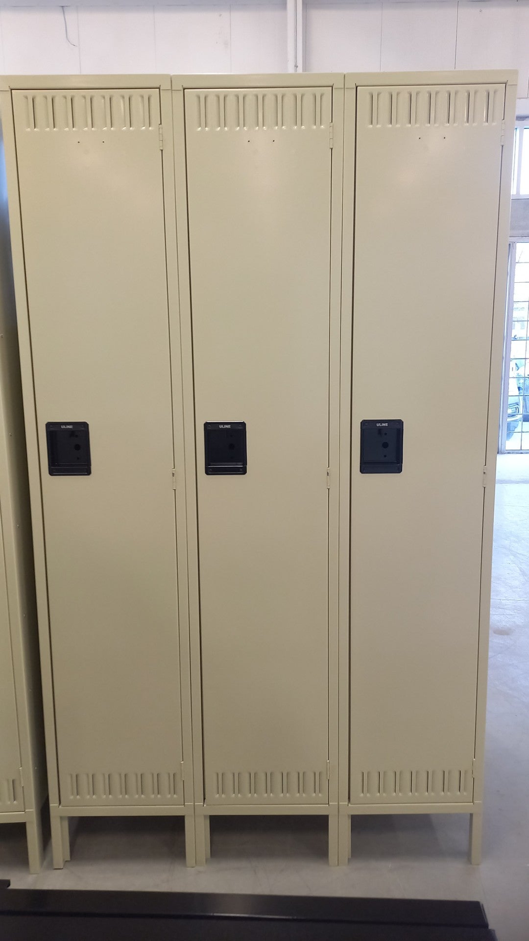 Single Tier Industrial Locker